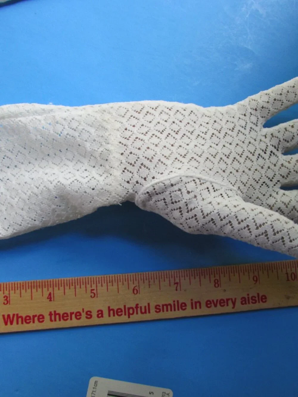 Vintage Ladies Nylon Gloves White Pointelle Pattern